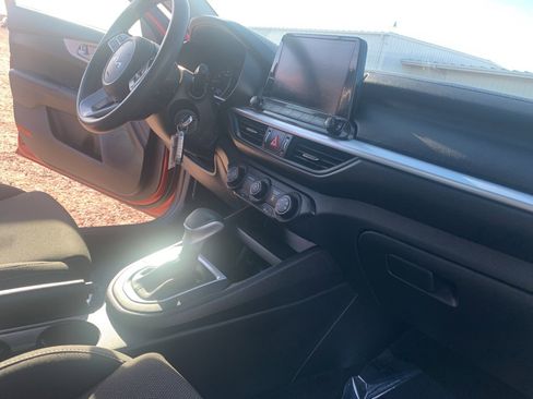 Used 2023 Kia Forte LXS w/ LXS Technology Package image 12