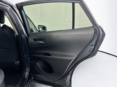 Used 2023 Toyota Venza LE AWD/4WD image 30