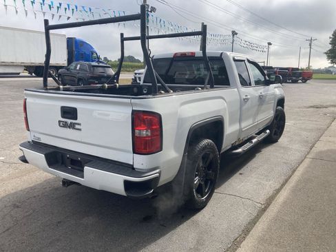 Used 2017 GMC Sierra 1500 SLE w/ SLE Value Package AWD/4WD image 7