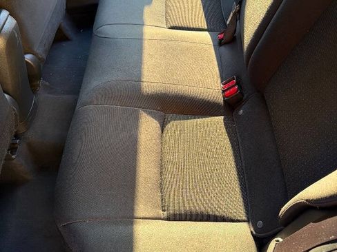 Used 2019 Toyota C-HR Limited image 23