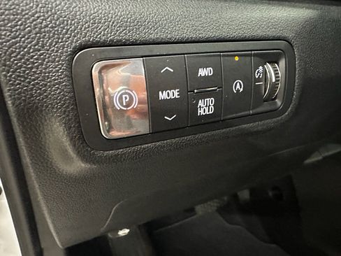 Certified 2025 GMC Terrain Elevation image 31