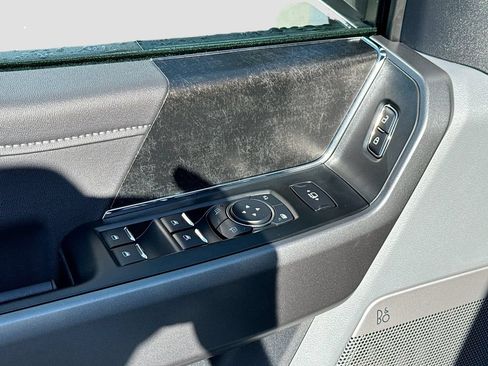 New 2026 Ford F250 XLT w/ XLT Premium Package AWD/4WD image 20