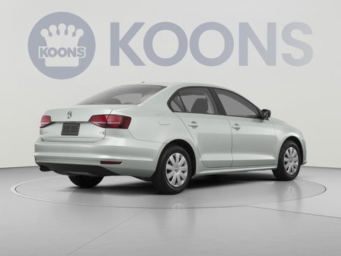 Used 2019 Volkswagen Jetta S w/ Driver Assistance Package FWD image 4
