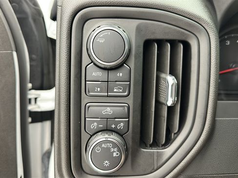 Used 2024 Chevrolet Silverado 1500 Custom AWD/4WD image 24