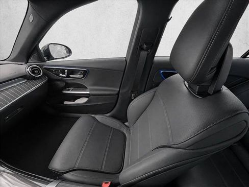 Used 2026 Mercedes-Benz C 300 Sedan image 18