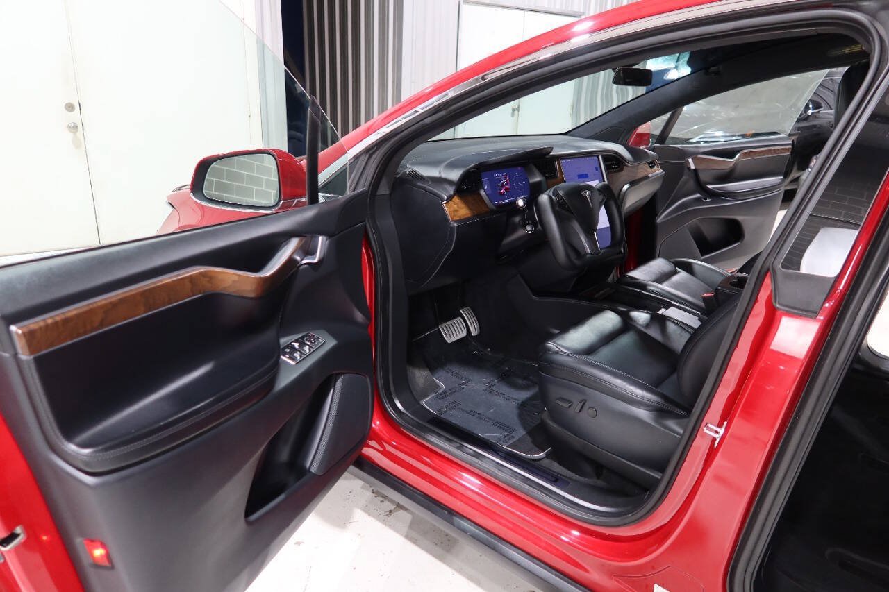 Used 2020 Tesla Model X Performance AWD/4WD image 18