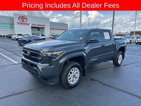 Used 2026 Toyota Tacoma SR5 RWD image 1