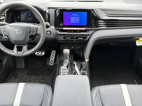 New 2026 Toyota Camry SE FWD image 33