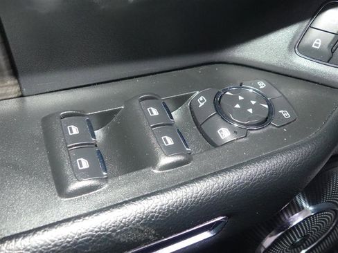 Used 2021 Ford Expedition Max Limited image 19