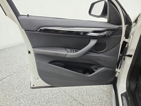 Used 2019 BMW X1 sDrive28i FWD image 12