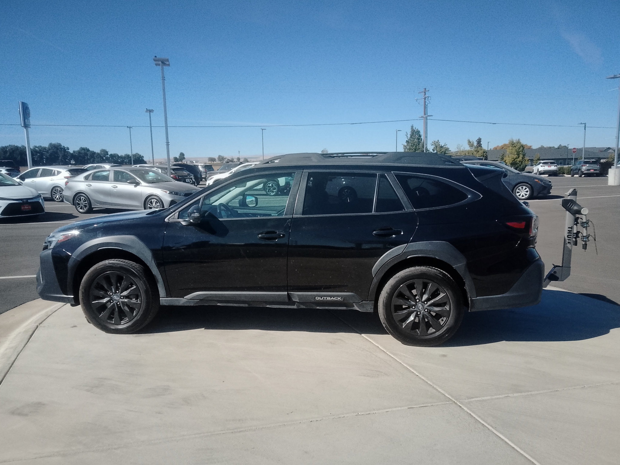 Used 2023 Subaru Outback Onyx Edition AWD/4WD image 6