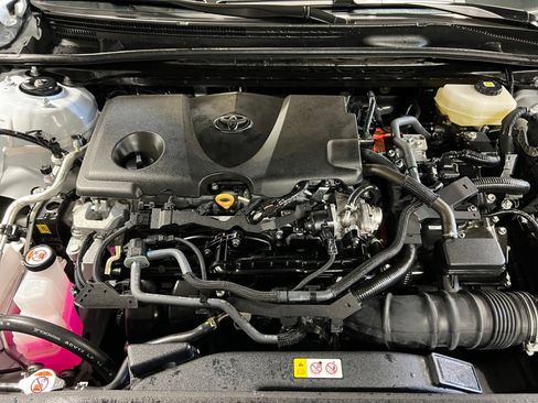 Used 2025 Toyota Camry XLE image 20
