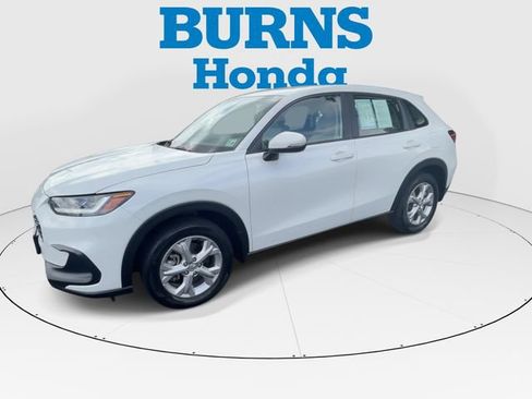 Certified 2023 Honda HR-V LX image 4
