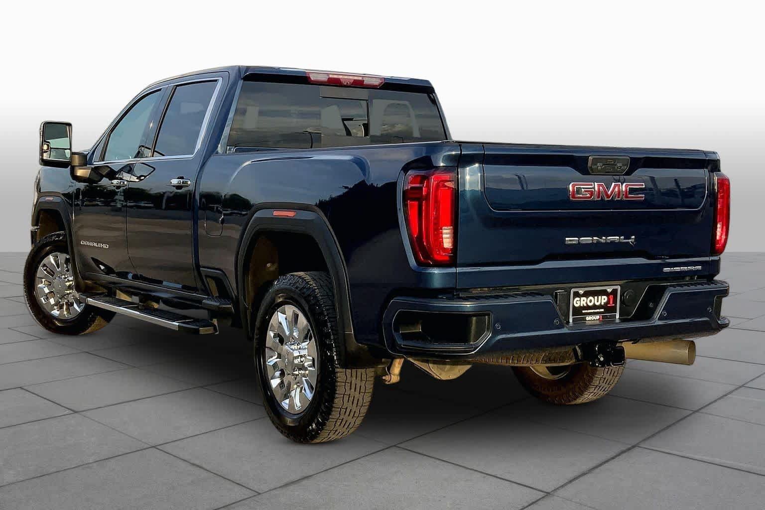 Used 2020 GMC Sierra 2500 Denali w/ Denali Ultimate Package AWD/4WD image 12