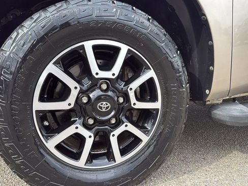 Used 2007 Toyota Tundra SR5 image 4