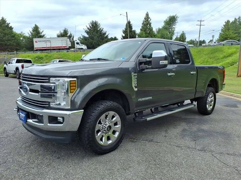 Used 2018 Ford F250 Lariat w/ Lariat Ultimate Package AWD/4WD image 7