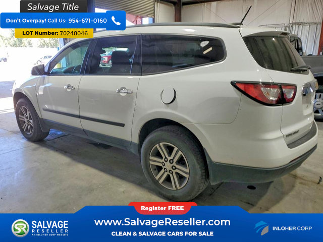 Used 2017 Chevrolet Traverse LS FWD image 3