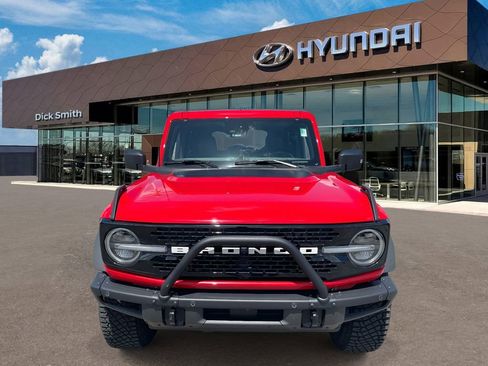 Used 2023 Ford Bronco Wildtrak image 2