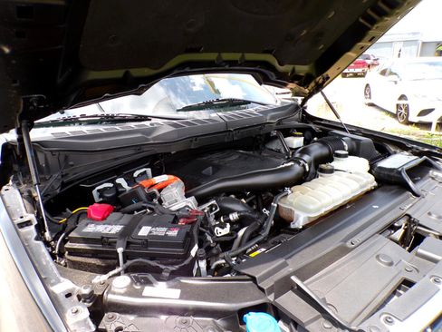 Used 2021 Ford F150 Lariat image 12