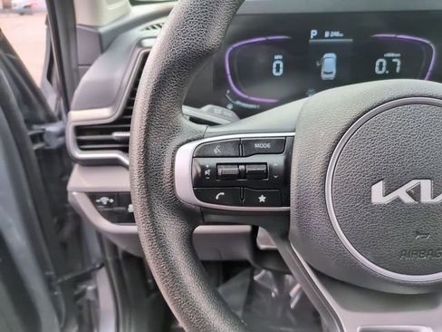 Used 2025 Kia Sportage LX image 22