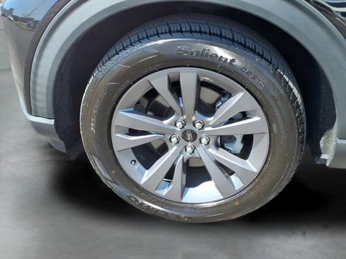 Used 2021 Ford Explorer XLT AWD/4WD image 18
