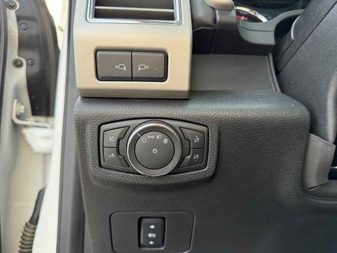 Certified 2017 Ford F350 Lariat w/ Lariat Value Package image 27