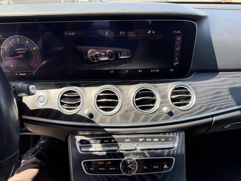 Used 2020 Mercedes-Benz E 350 Sedan image 11