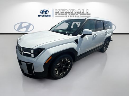 New 2026 Hyundai Santa Fe SE FWD image 2