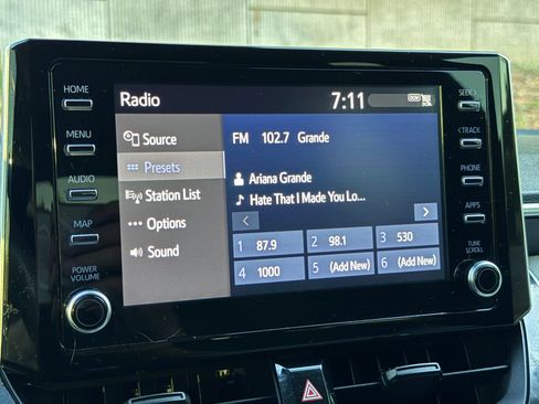 Used 2020 Toyota Corolla LE w/ Carpet Mat Package (TMS) FWD image 29