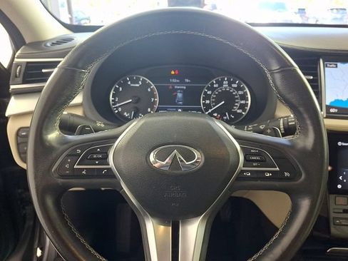 Used 2019 INFINITI QX50 Luxe w/ Navigation Package FWD image 25