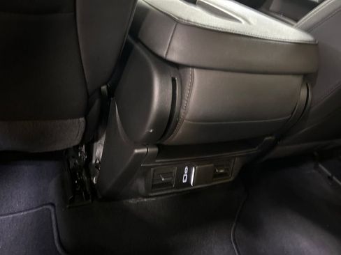 Used 2025 GMC Sierra 1500 SLT image 20