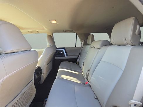 Certified 2022 Toyota 4Runner SR5 Premium image 13