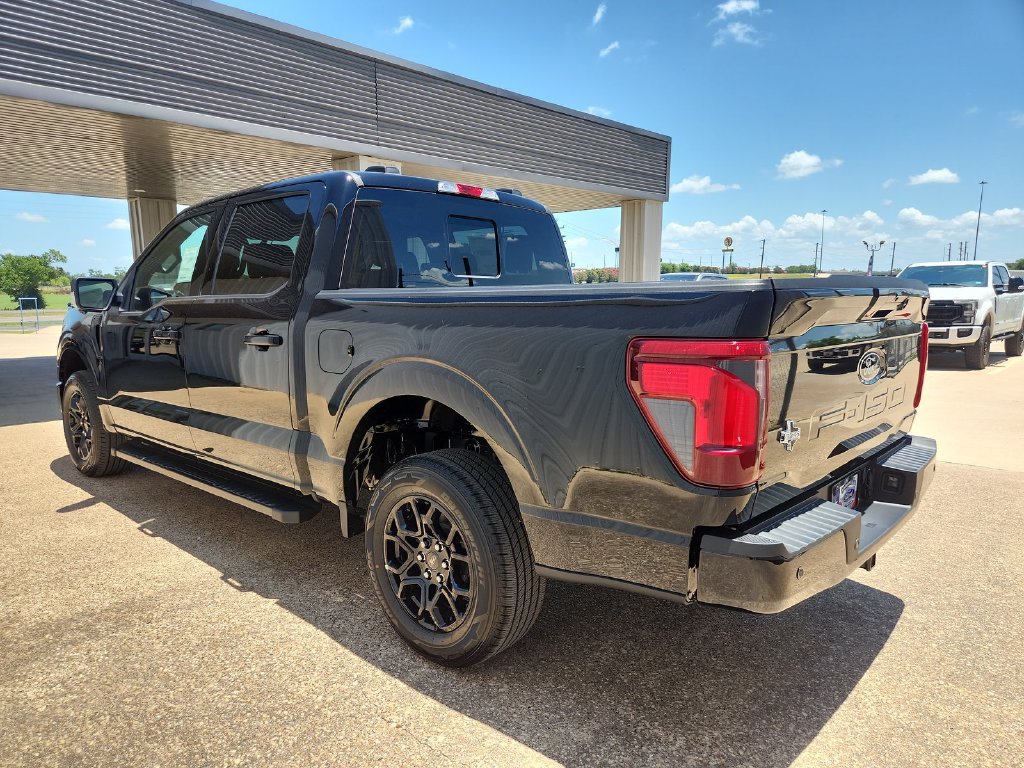 New 2026 Ford F150 XLT w/ Equipment Group 302A MID RWD image 21