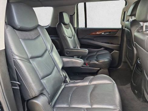 Used 2018 Cadillac Escalade ESV Premium Luxury AWD/4WD image 22
