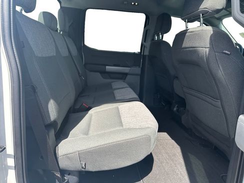 Used 2024 Ford F250 XLT w/ Snow Plow Prep Package image 21