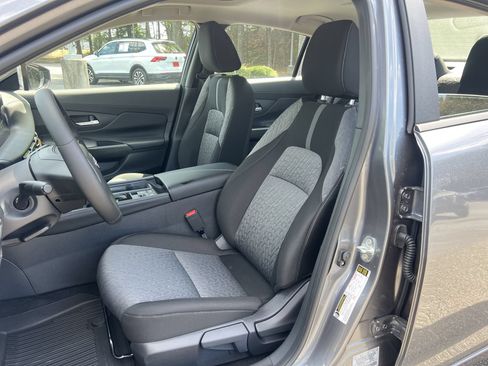 New 2026 Nissan Sentra SV w/ SV Convenience Package FWD image 18