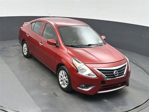 Used 2018 Nissan Versa SV w/ SV Special Edition Package image 36