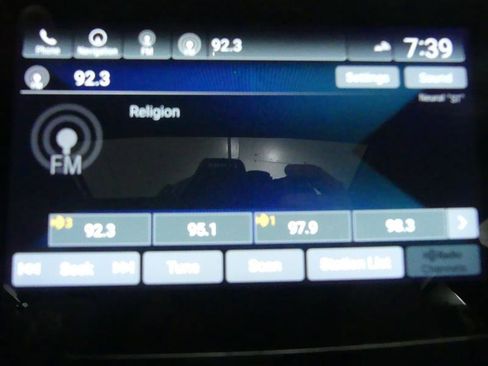 Used 2021 Honda Passport Elite image 11