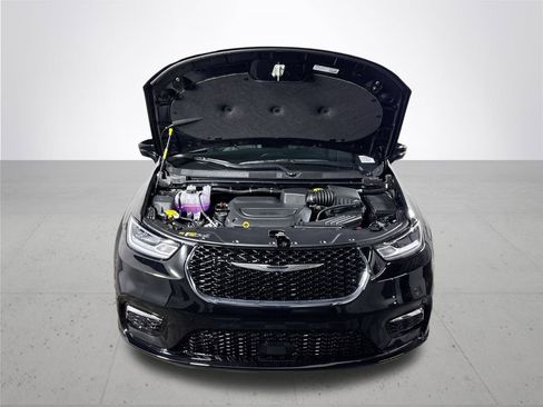 New 2026 Chrysler Pacifica Select image 20