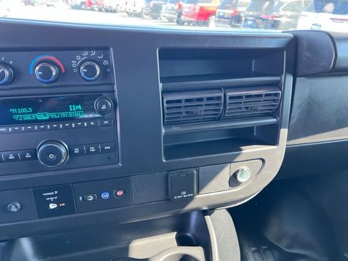 Used 2023 GMC Savana 2500 w/ Driver Convenience Package image 29