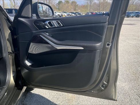 Used 2024 BMW X7 xDrive40i w/ Executive Package AWD/4WD image 12