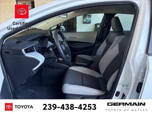 Used 2025 Toyota Corolla LE image 13