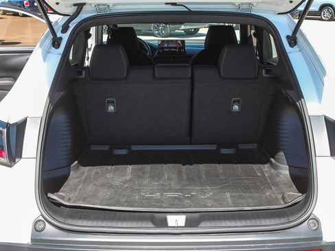 Used 2023 Honda HR-V Sport image 27