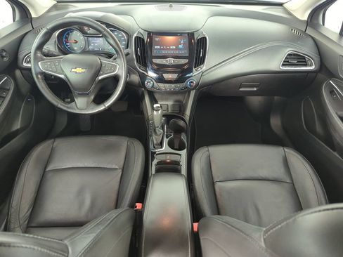 Used 2017 Chevrolet Cruze Premier FWD image 14
