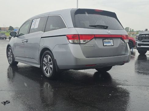 Used 2017 Honda Odyssey Touring image 5