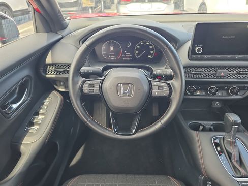 Certified 2025 Honda HR-V Sport image 10