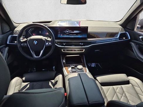 Used 2026 BMW X5 sDrive40i w/ Premium Package RWD image 19
