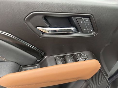 New 2026 GMC Canyon AT4 AWD/4WD image 15