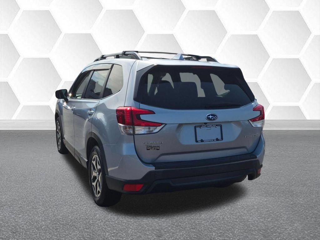 Used 2021 Subaru Forester Premium w/ Popular Package #1 AWD/4WD image 5