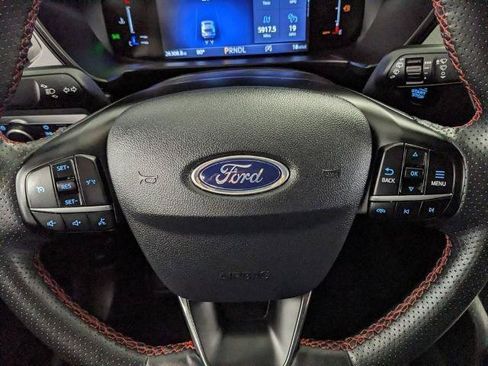 Certified 2024 Ford Escape ST-Line AWD/4WD image 10